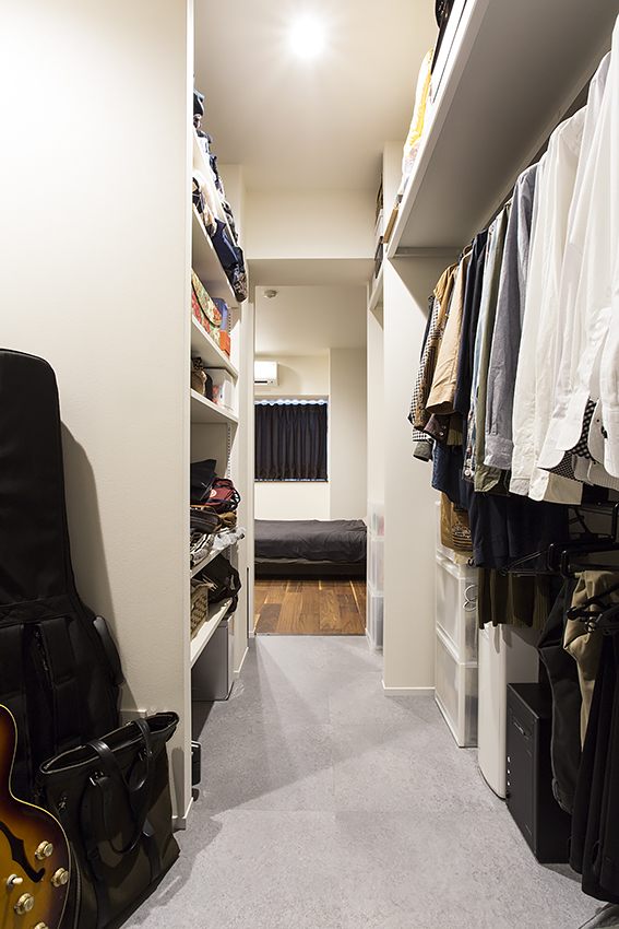 こげ茶色の余白