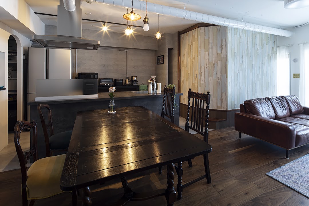 時がはぐくむアンティークな住まい