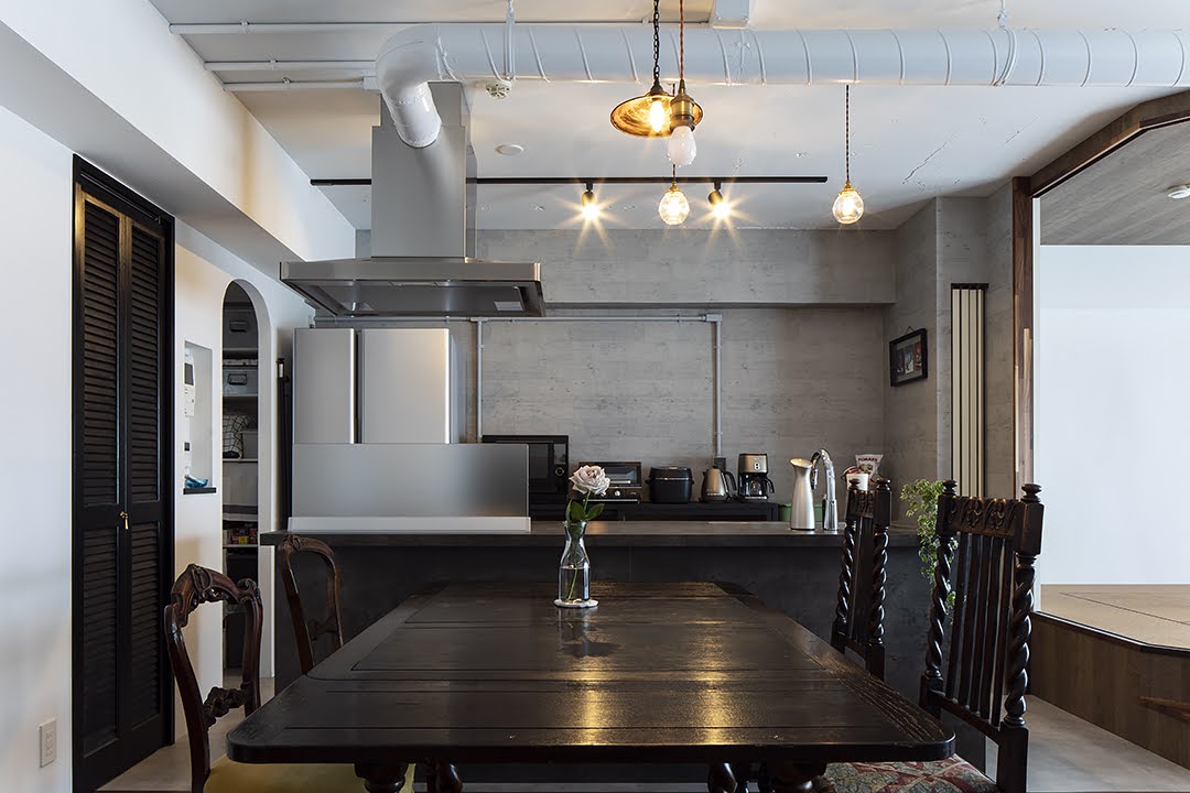 時がはぐくむアンティークな住まい