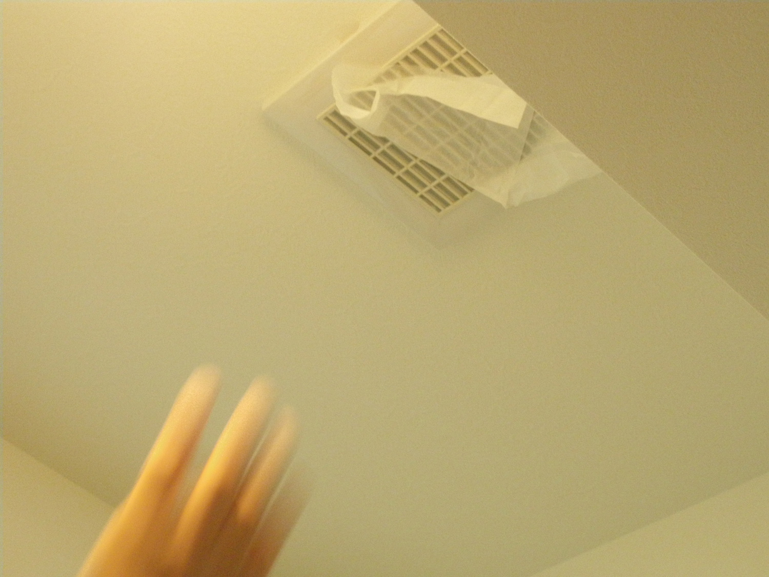 浴室の換気扇検査